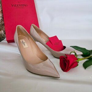 Valentino Tryme Patent Leather Rockstud Nude Pumps!👠✨🐆